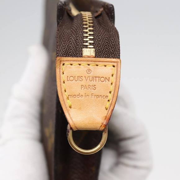 LOUIS VUITTON Monogram Bucket PM Pouch Accessory Pouch LV Auth 82589 - Picture 8 of 16